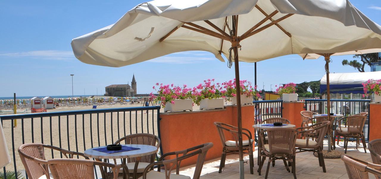 Hotel Giacomazzo Caorle Exteriör bild